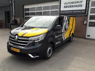 Salvage car Renault Trafic Trafic (1FL/2FL/3FL/4FL), Van, 2014 2.0 dCi 16V 130 2023/10
