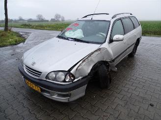 Toyota Avensis Combi 2.0 16v picture 3