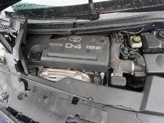 Toyota Avensis Wagon 2.0 16v picture 9