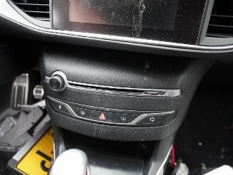 Peugeot 308 1.6 16v GTi picture 6