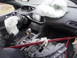 Peugeot 308 1.6 16v GTi picture 5