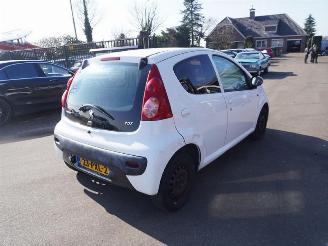 Uttjänta bilar auto Peugeot 107 1.0 12v 2011/4