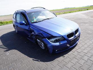 BMW 3-serie Touring 318i picture 4