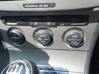 Volkswagen Passat Variant 2.0 FSi picture 11