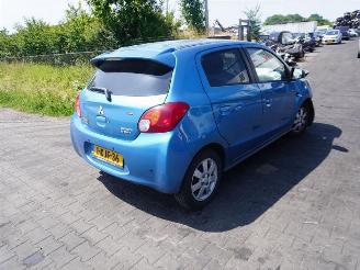 Salvage car Mitsubishi Space-star 1.0 12v 2013/5