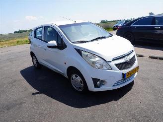 Chevrolet Spark 1.0 16v picture 4