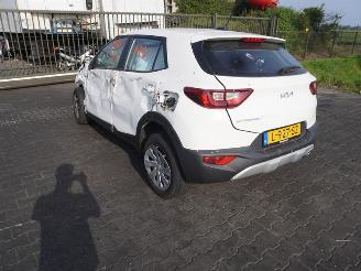 Kia Stonic 1.0i T-GDi 12V Eco-Dynamics+ picture 2