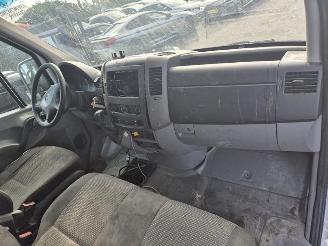 Mercedes Sprinter 516 CDI 16V (OM651.955) picture 8