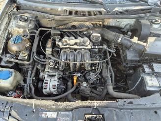 Volkswagen Golf 1.6 (AKL) picture 6