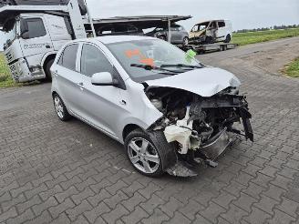 Kia Picanto 1.0 12V picture 4