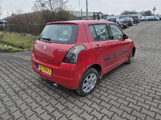 Vaurioauto  passenger cars Suzuki Swift 1.3 2010/3