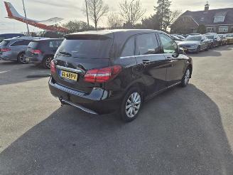 Avarii autoturisme Mercedes B-klasse 180 2015/6