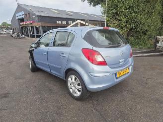 Opel Corsa 1.4 16v picture 2
