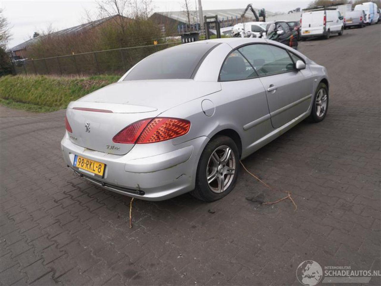 Peugeot 307 CC 2.0 16v