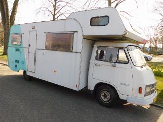 krockskadad bil auto Mercedes 508 l 207 1978/12