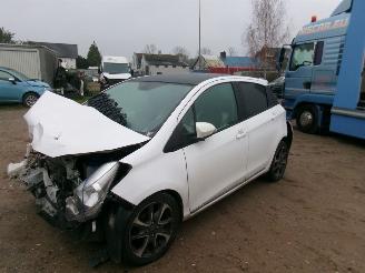 Autoverwertung Toyota Yaris 1.3 Design 5 Drs 2014/2