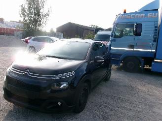 krockskadad bil auto Citroën C3 1.2 Highlight 2019/2