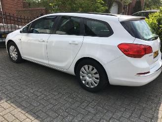 Opel Astra 1.7 CDTi 16V 110pk business picture 5