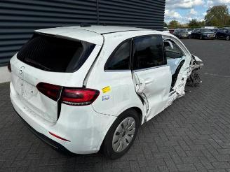 Mercedes B-klasse B (W247), Hatchback, 2018 / 2025 2.0 B-200d picture 3