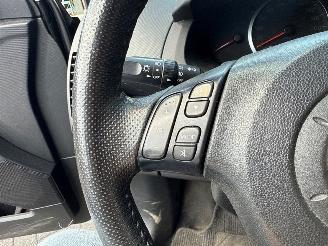 Mazda 5 7 Persoons 2.0i 16V MPV  Benzine 1.999cc 107kW (145pk) FWD picture 19