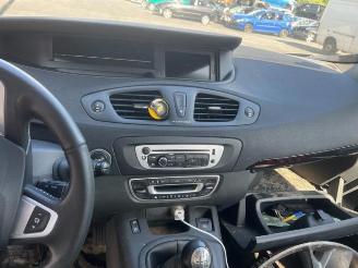 Renault Scenic Scenic III (JZ), MPV, 2009 / 2016 1.5 dCi 110 picture 12