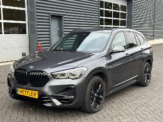skadebil auto BMW X1 XDRIVE25E 1.5 12V TwinPower Turbo SUV  Elektrisch Benzine 1.499cc 162kW (220pk) FWD 2022/1