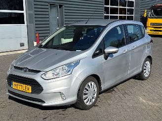 Damaged car Ford B-Max 1.0 EcoBoost 12V 100 MPV  Benzine 999cc 74kW (101pk) FWD 2014/6