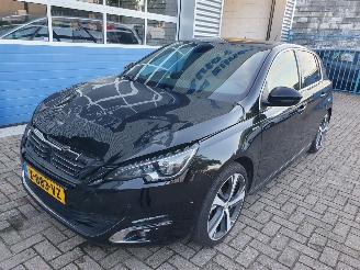 krockskadad bil auto Peugeot 308 1.2 PureTech GT-line 2016/8