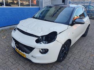 skadebil auto Opel Adam 1.0 Turbo Unlimited 2019/1