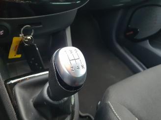 Renault Clio 0.9 TCe Limited picture 24