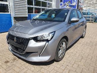 skadebil auto Peugeot 208 1.2i 2020/6