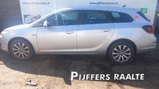 Uttjänta bilar auto Opel Astra Astra J Sports Tourer (PD8/PE8/PF8), Combi, 2010 / 2015 1.4 Turbo 16V 2012/1