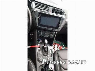 Volkswagen Tiguan Tiguan (AD1), SUV, 2016 / 2024 2.0 TSI 16V 4Motion picture 13