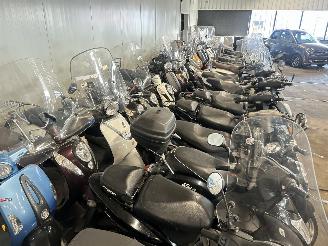 Overige  30+ scooters op voorraad picture 12