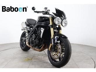 Triumph Speed Triple 1050 picture 2