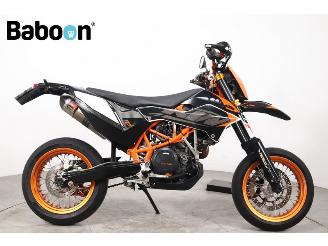 krockskadad bil motor KTM 690 SMC  2012/3
