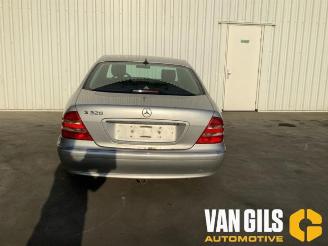 Uttjänta bilar auto Mercedes S-klasse S (W220), Sedan, 1998 / 2005 3.2 S-320 18V 2000/9