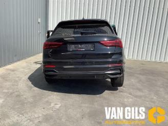 Salvage car Audi Q3 Q3 (F3B), SUV, 2018 1.5 35 TFSI 16V 2019/5