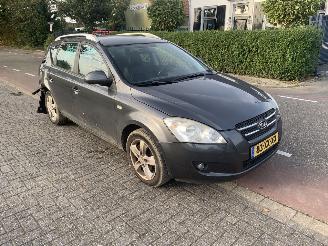 Kia Cee d 1.6-16V Combi picture 1