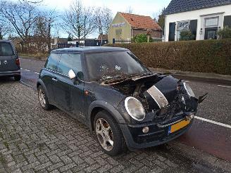 Dezmembrări autoturisme Mini One 1.6 16v 2002/4