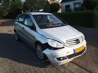 Mercedes B-klasse 2.0 AUT picture 1