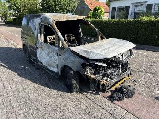 Voiture accidenté Volkswagen Caddy MODIFIED PARTITION WALL 2020/8