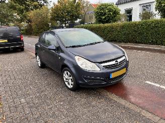 Opel Corsa 1.2-16V picture 1