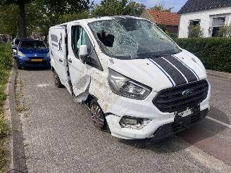 Vrakbiler bedrijf Ford Transit Custom CUSTOM 300 2.0 TDCi L2H1 2021/11