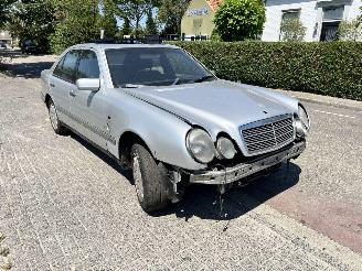 Sloopauto Mercedes E-klasse E (W210) 300D 1997/9