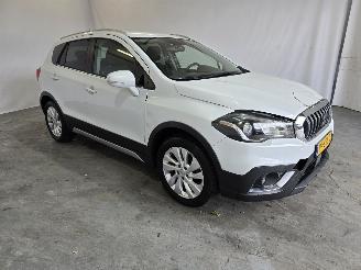 skadebil auto Suzuki SX4 1.0 B.jet Exclusive 2017/6