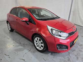 Voiture accidenté Kia Rio 1.2 CVVT Plus Pack 2013/4