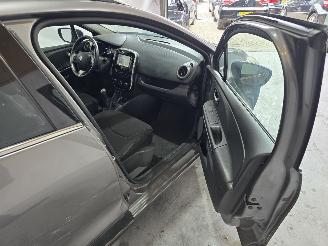 Renault Clio 1.5 dCi NightenDay picture 15