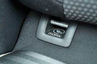 Volkswagen Golf 1.6 TDi Airco Stoelverwarming PDC Isofix 77KW Euro 5 picture 18