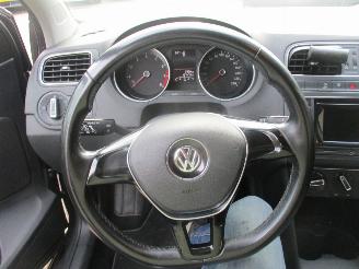 Volkswagen Polo 1.0 First Edition drs picture 21